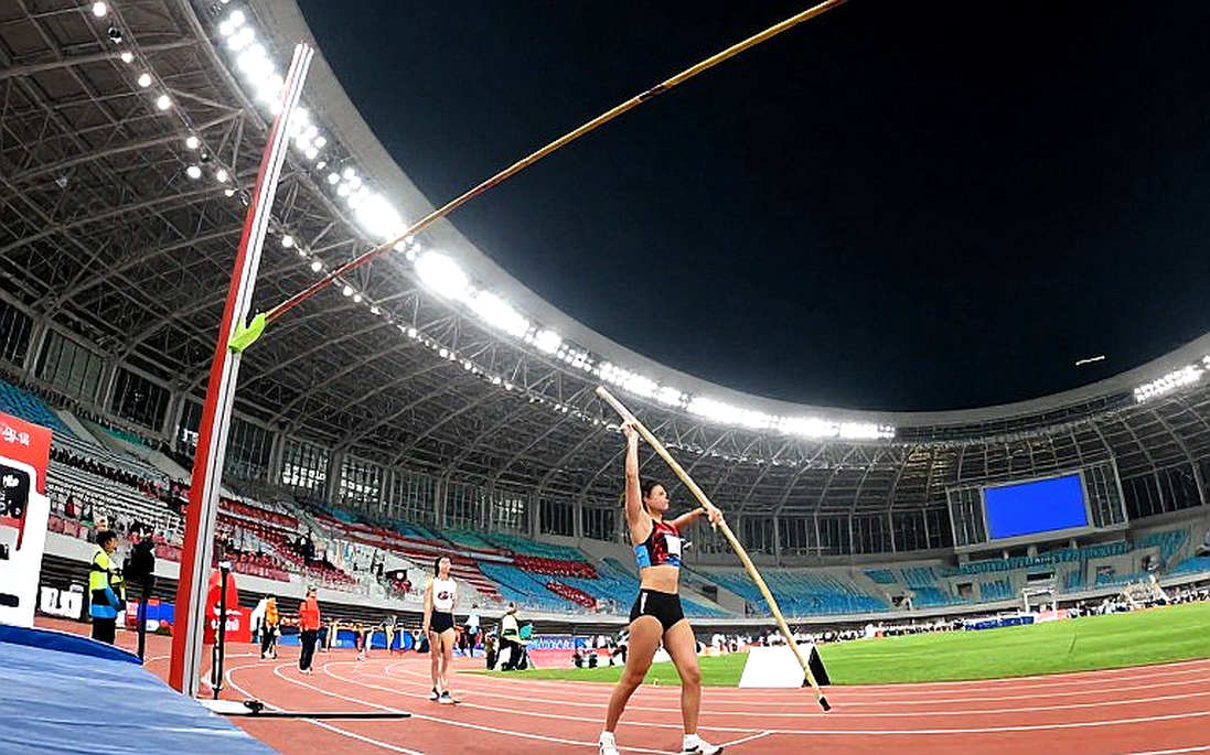 The Cell Next to 9.91 Is Empty: Boonson and an Unfinished Record in Nagoya