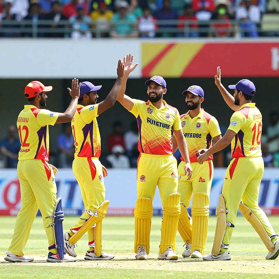 ট্রান্সফার উইন্ডোয় ব্লকচেইন: ফ্যান টোকেনের গুঞ্জন, এজেন্টের টাকা আর আন্ডার-১৯ জন্মসনদের লেজার