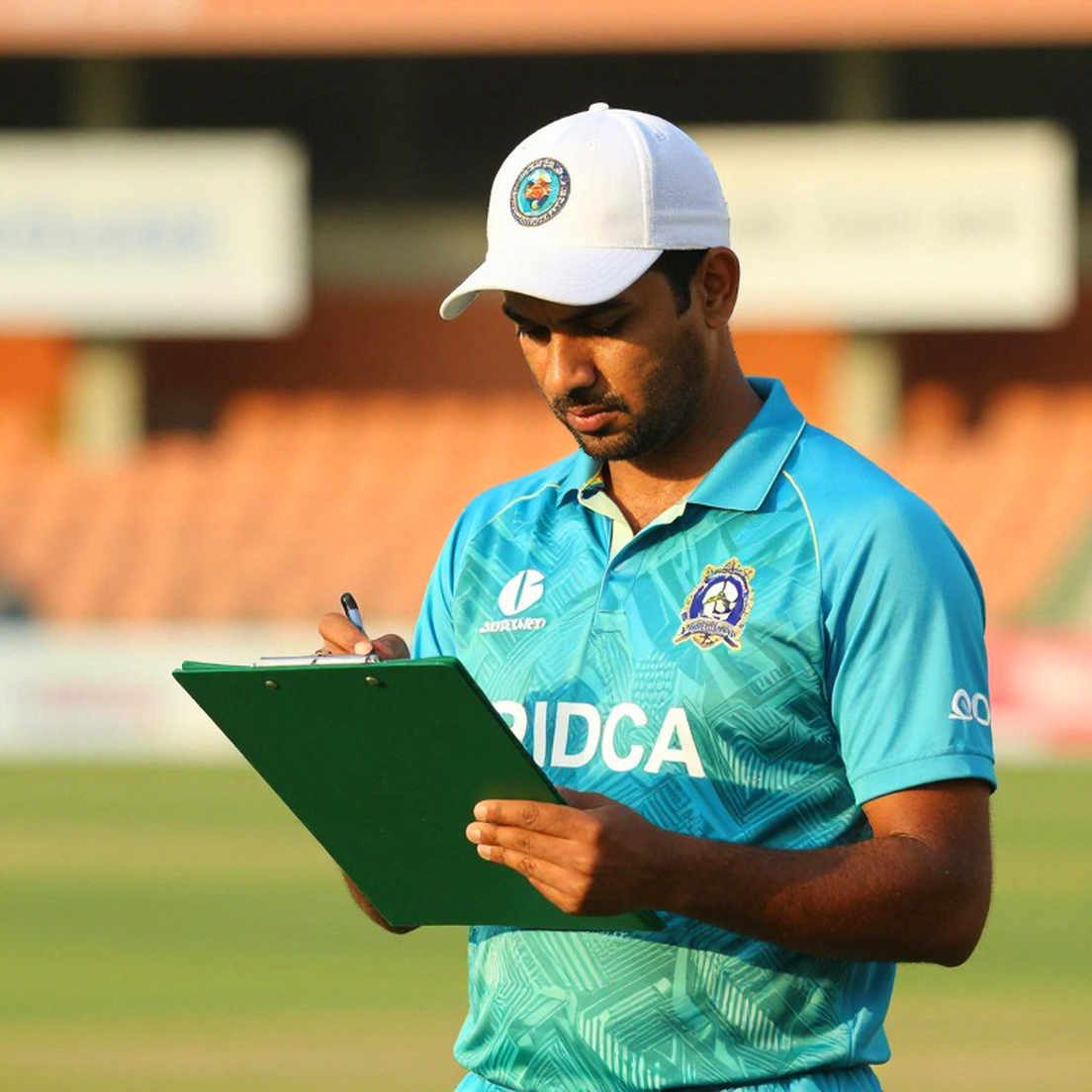 বাফারের ওপারে গর্জন: স্কোরবোর্ড যাদের নাম কখনও লেখে না বাফারের ওপারে গর্জন: স্কোরবোর্ড যাদের নাম কখনও লেখে না